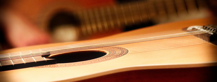 pixabay concert guitar 3817990 1280