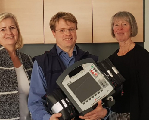 2018 konnte der Malteser Hilfsdienst dank der Spende der Bürgerstiftung einen neueren Defibrillator anschaffen